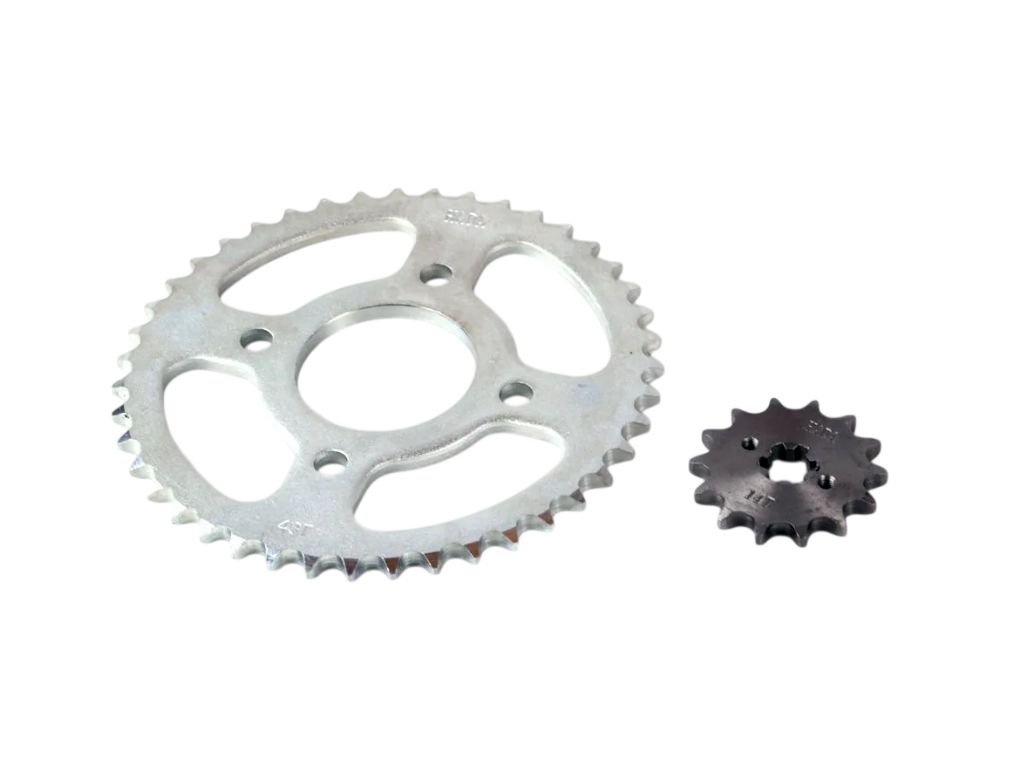KIT CORONA Y PIÑON BAJAJ ROUSER 135 43T/15T HADA KTR020